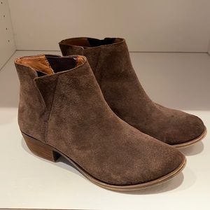 Lucky Brand ankle booties